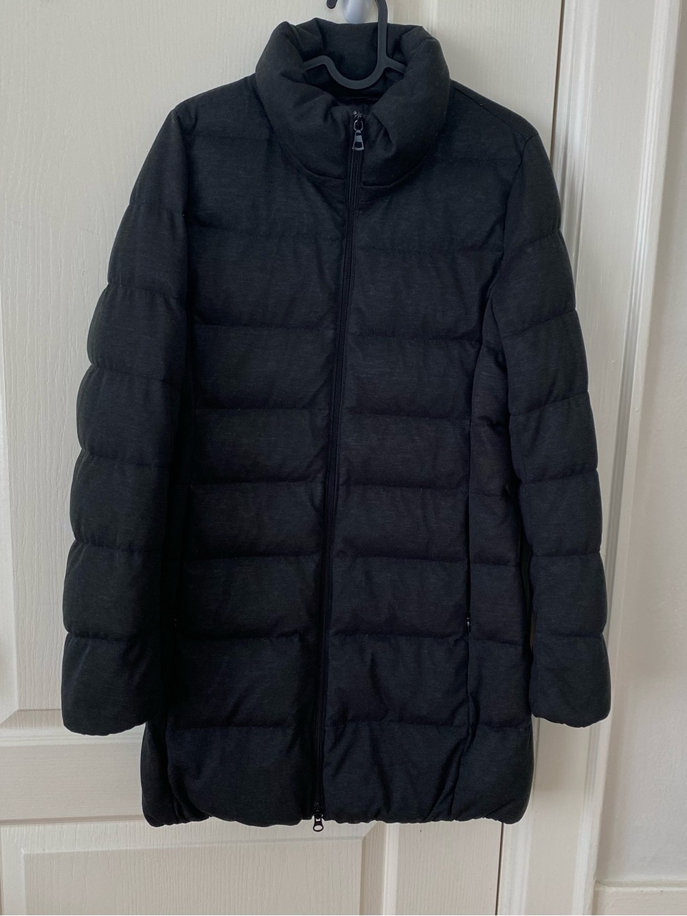 Uniqlo Black Women's Quilted Zip Up Puffer Long Coat Down Winter Jacket Size S